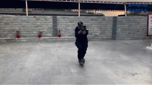 Sneaking 498 X 280 Gif GIF