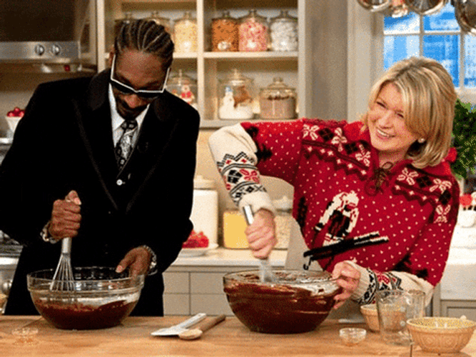 Snoop Dogg Who Is Cooking GIF