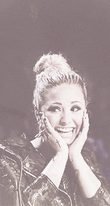 So Cute Demi Lovato Omg GIF