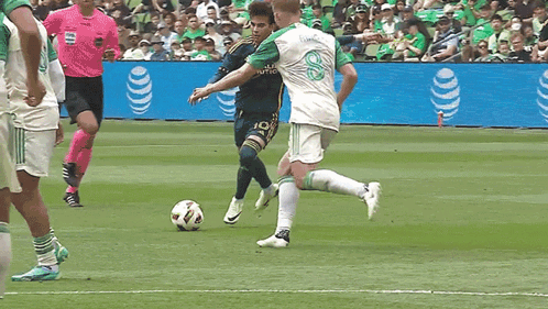 Soccer Player In Green Jersey Number 8 GIF