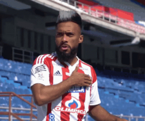 Soccer Player In Red And White Uniform Olimpica GIF