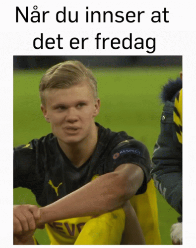 Soccer Player Nar Du Innser At Det Er Fredag GIF