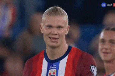 Soccer Player With Bandage In Red White Blue Visa Jersey GIF