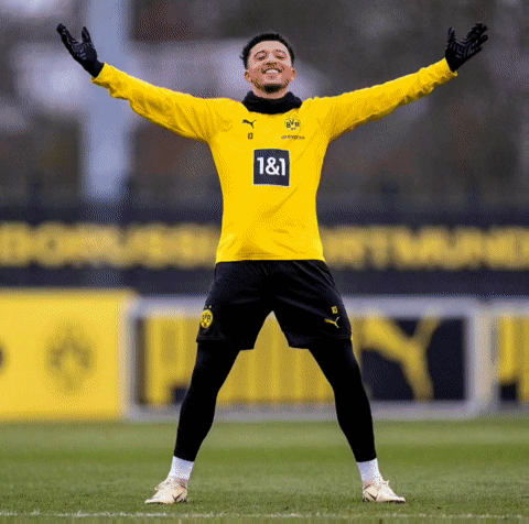 Soccer Player Yellow Shirt 1 & 1 GIF