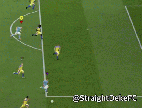Soccer Players on Field Straightdekefc