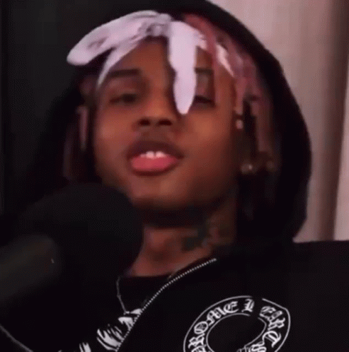 Sofaygo Energetic Rapping Home Performance GIF