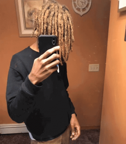 Sofaygo Covered Face Taking Selfie GIF