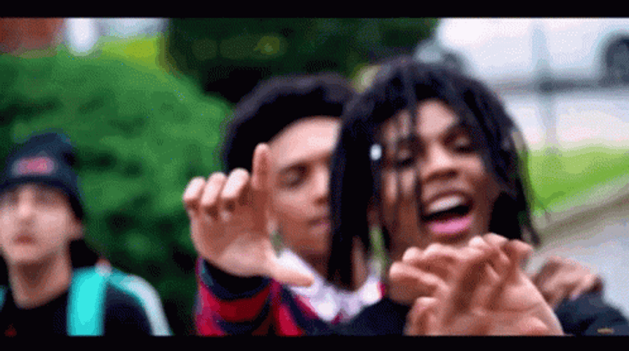 Sofaygo Rapper Street Performance GIF