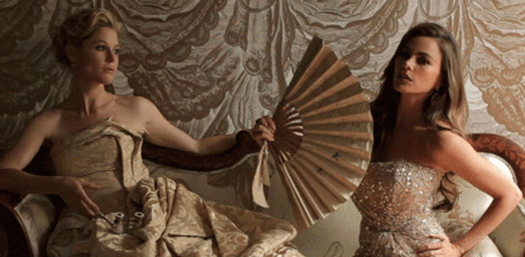 Sofia Vergara Glittery Gown GIF