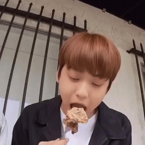 Soobin Chewing Moment GIF