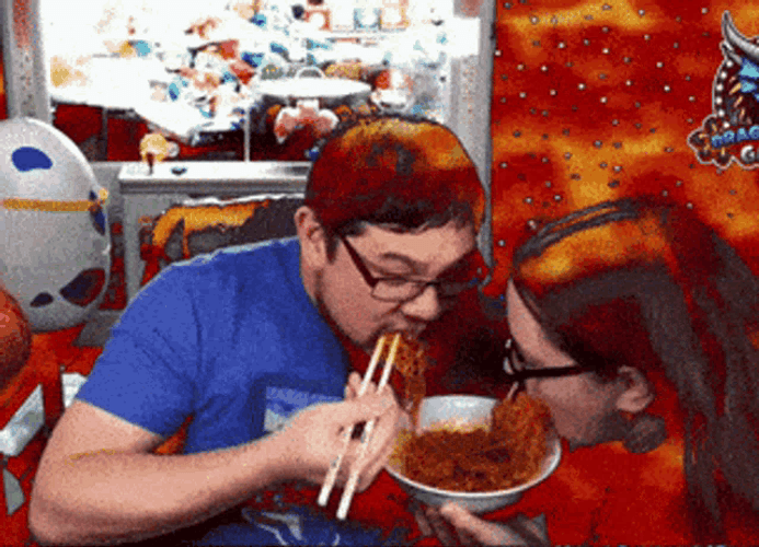 Spicy Hot Ramen Couple Dragon Claw Games GIF
