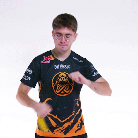 Spinning Banana Thrown By Ence Player GIF
