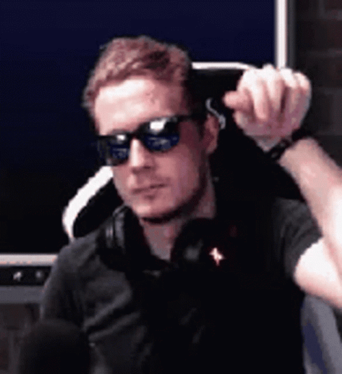 Spreading Salt Streamer GIF