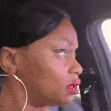 Stan Twitter Confused Speechless Woman Gif GIF