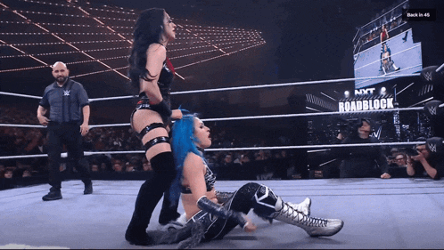 Stephanie Vaquer Giulia Gif GIF