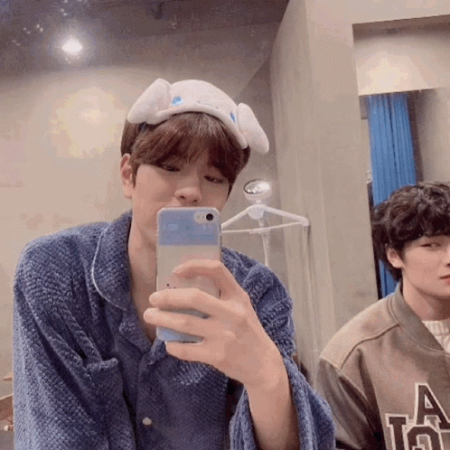 Stray Kids Jeongin Glare GIF