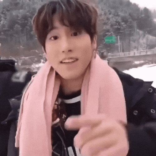 Straykids Han Jisung Waving Hi GIF