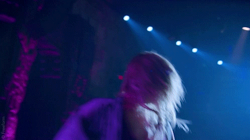 Strip Tease Swift Modelling GIF