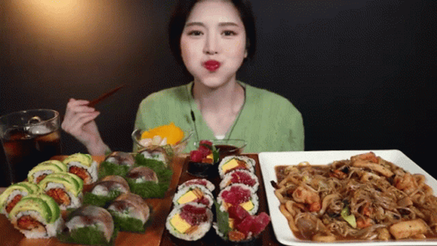 Sushi Mukhbang Delicious GIF