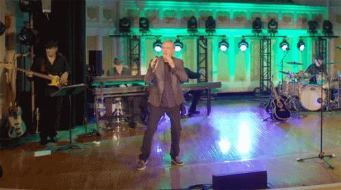 Sweet Caroline Clapping Neil Diamond GIF