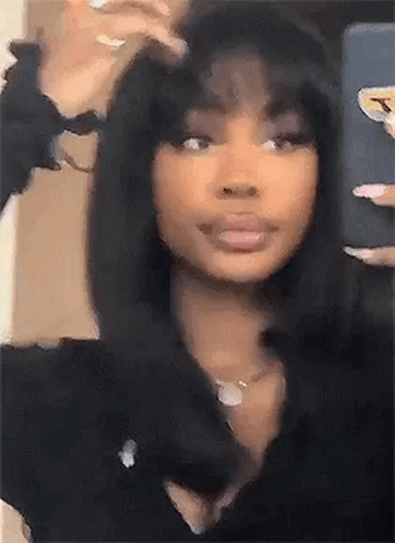 Solána Imani Rowe Sza Fixing Hair GIF