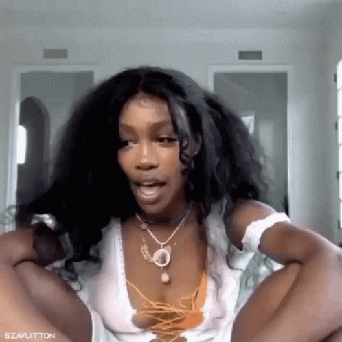 Sza Confused Blank Stare GIF