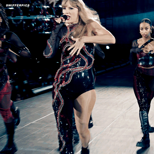 Taylor Swift Dancing While Singing GIF