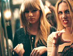 Taylor Swift Still Feelin' 22 GIF