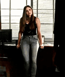 Teen Wolf Actress Holland Roden Walking Out GIF