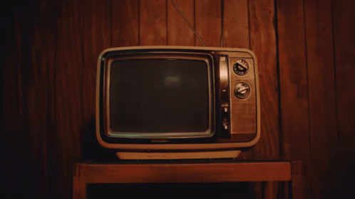 Television With Words Mojando Asientos