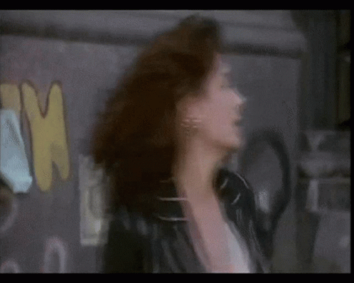 Tg Tf Pretty Woman Hand Transitioning GIF