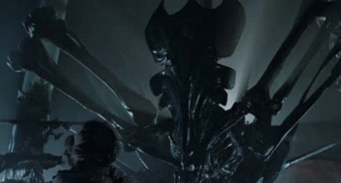 The Queen Xenomorph GIF