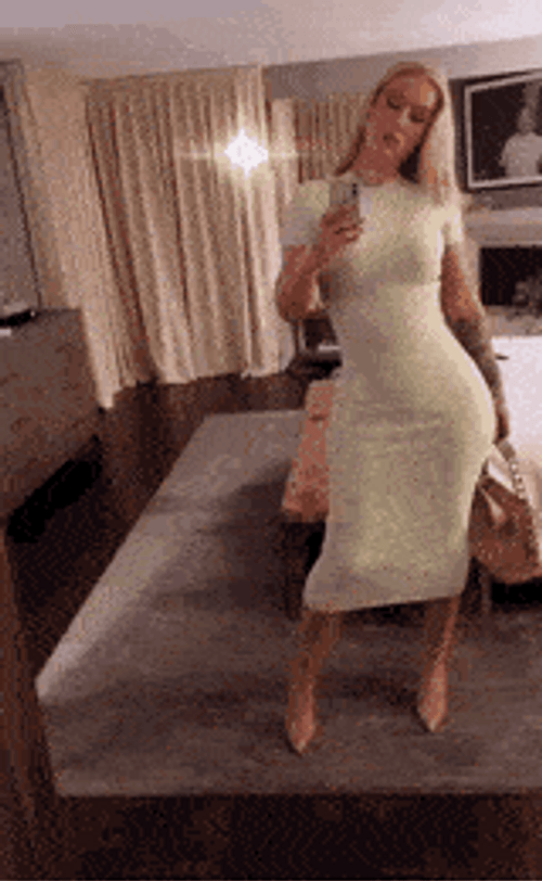 Tight Dress Sparkly Instagram Girl Mirror Selfie GIF