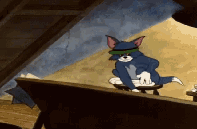 Tom And Jerry Yawning Sleepy GIF