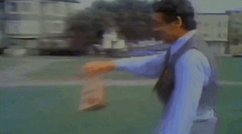 trash-stinky-out-man-nzhnuu4xcdjep2xa.gif