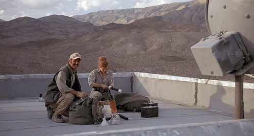 Tremors Burt And Heather Going Prepared GIF
