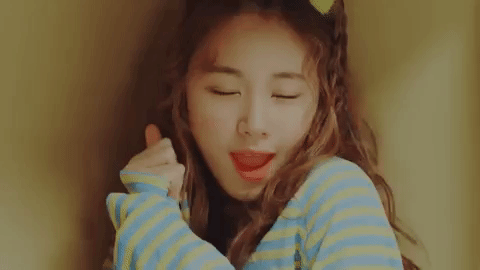 Twice Member Chaeyoung Cute Reaction GIF