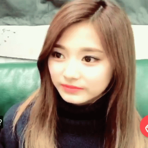 Twice Tzuyu Shaking Her Head GIF