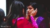 Two Girls Beso GIF