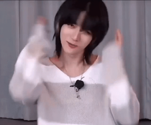 Txt Beomgyu Flipping Hair GIF