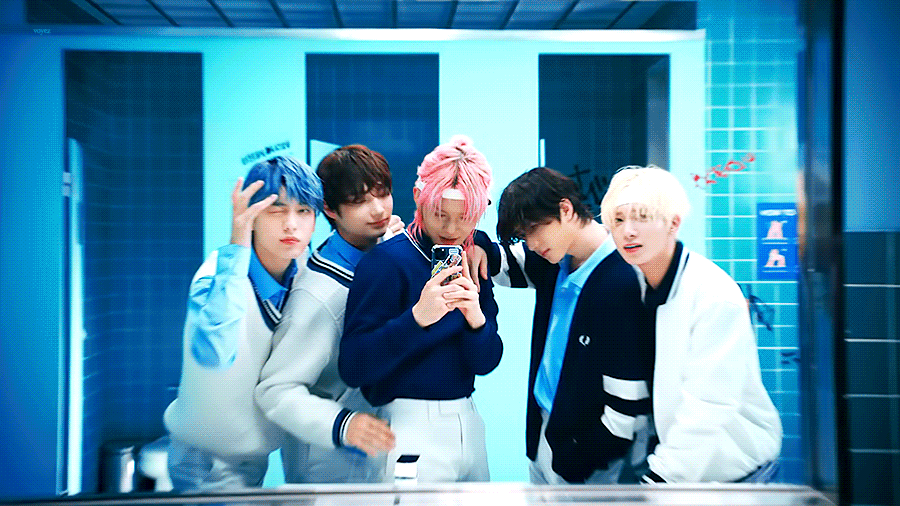 Txt Boys Mirror Video GIF