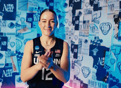 Uconn Ashlyn Yennie Clapping Hands GIF