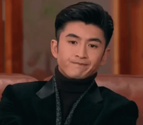 Zhang Leon Zhang Yunlong Feeling Uncomfortable GIF