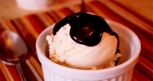 Vanilla Ice Cream Scoop With Chocolate Sauce