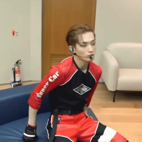 Verivery Yongseung Pass Out GIF