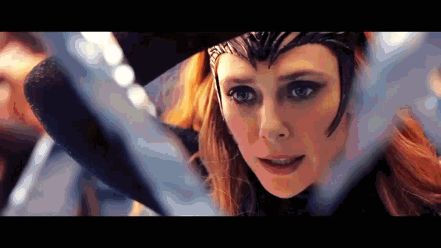 Wanda Maximoff Mirror Realm Fighting Doctor Strange GIF