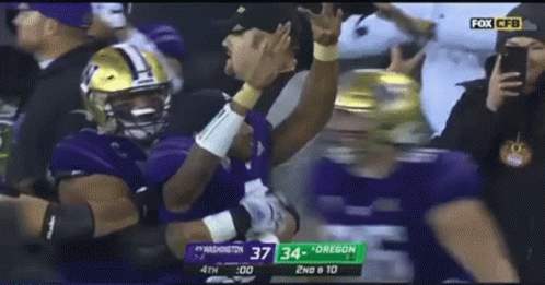 Washington Vs Oregon Football 37-34 GIF