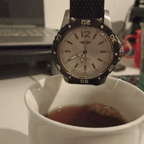 Watch Showing 12:40