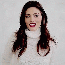 Waving Phoebe Tonkin GIF