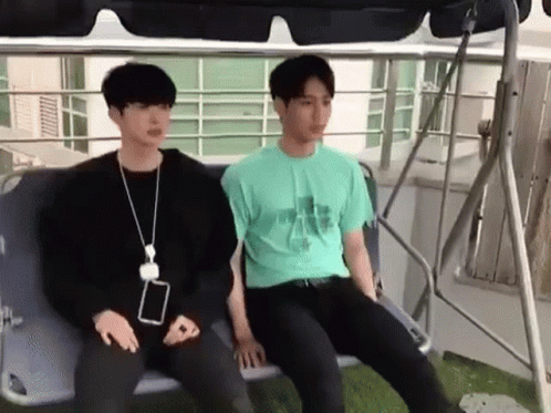 Were Waiting Kpop Halo Heecheon And Jayeong GIF